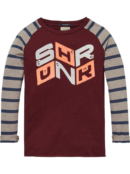 CAMISETA MANGA RAGLAN CON LETRAS